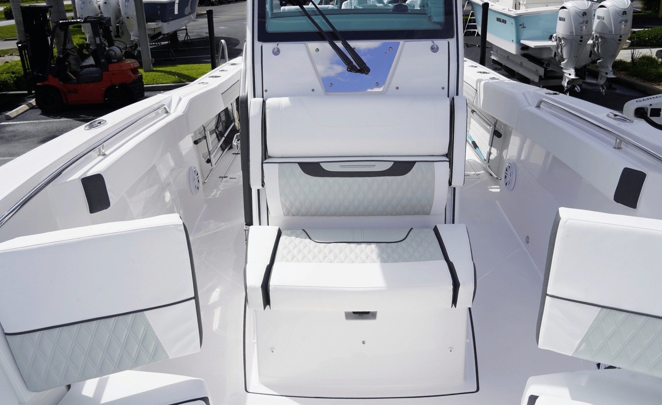 2025 Blackfin 272CC - Image 36