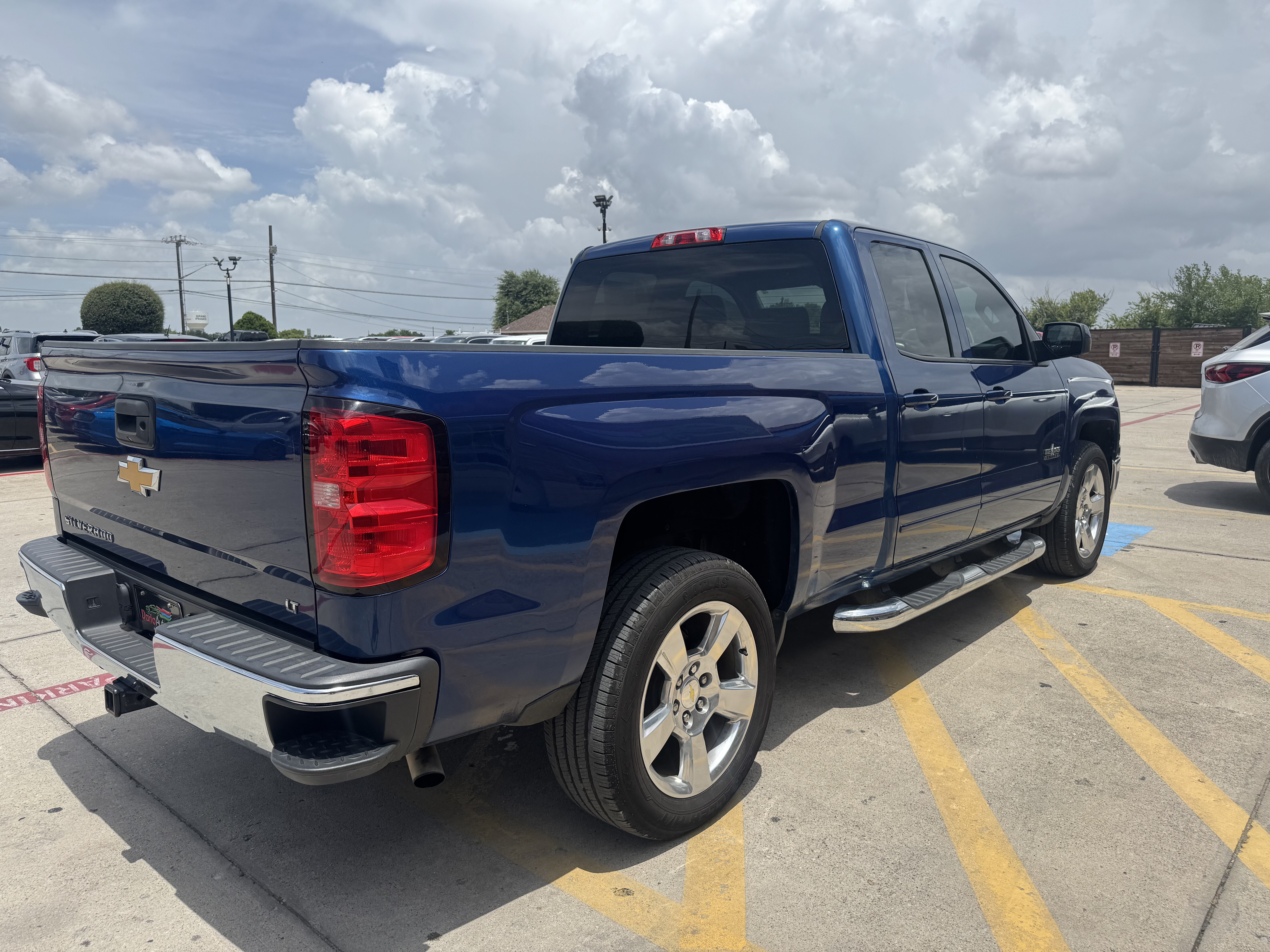 2015 Chevrolet Silverado 1500-V8 Extended Cab LT 2WD - Image 6