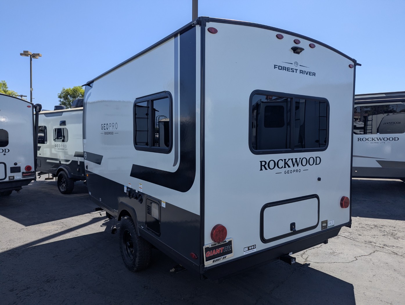 2027 Forest River Rockwood Geo Pro G15TLE - Image 4