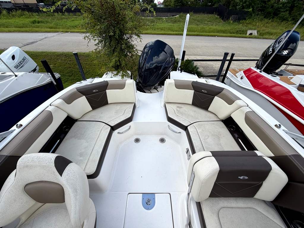 2019 CHAPARRAL 2019 SUNCOAST 230 - Image 4