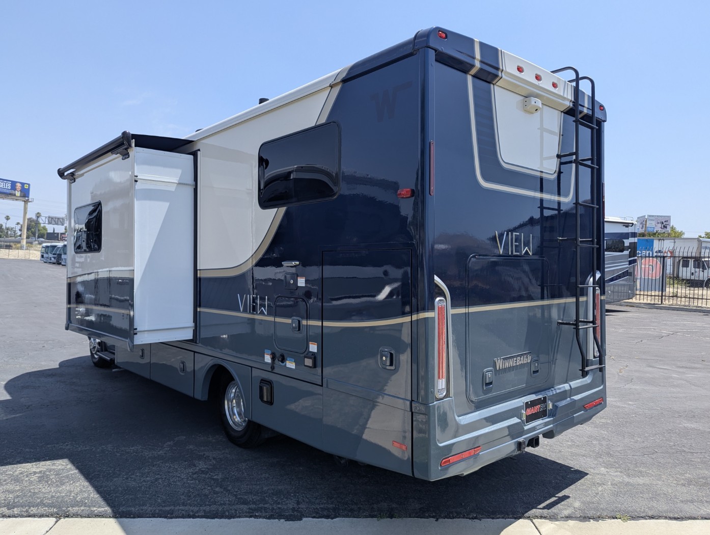 2027 Winnebago View 24R - Image 4