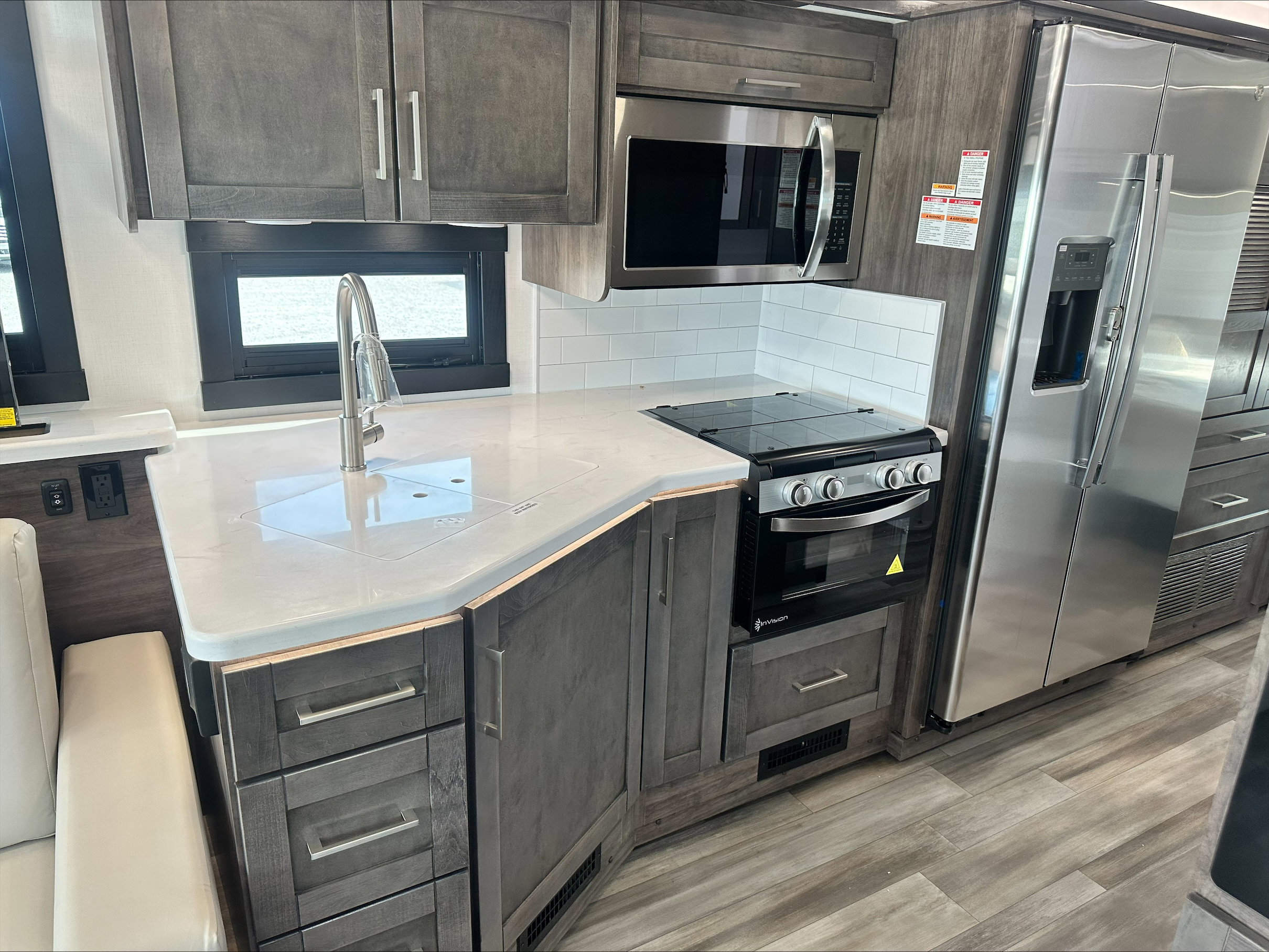 2026 JAYCO PRECEPT 34G - Image 18