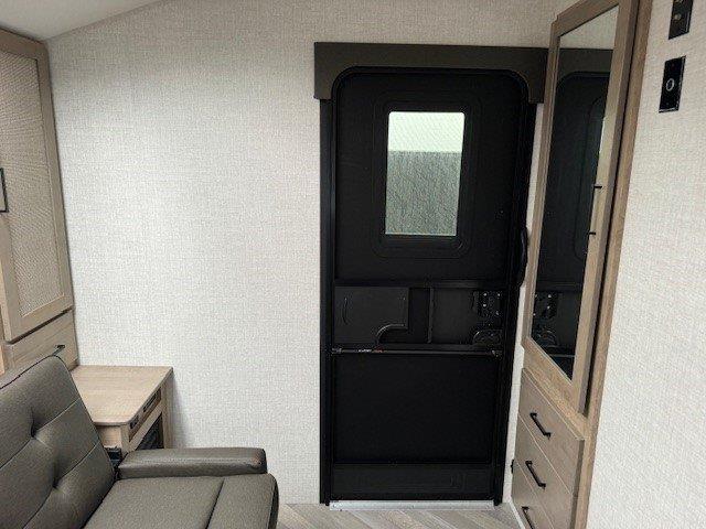 2024 Ember RV Touring Edition 26MRB - Image 21