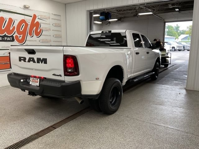 2025 Ram 3500 Tradesman 4x4 Crew Cab 8' Box - Image 5