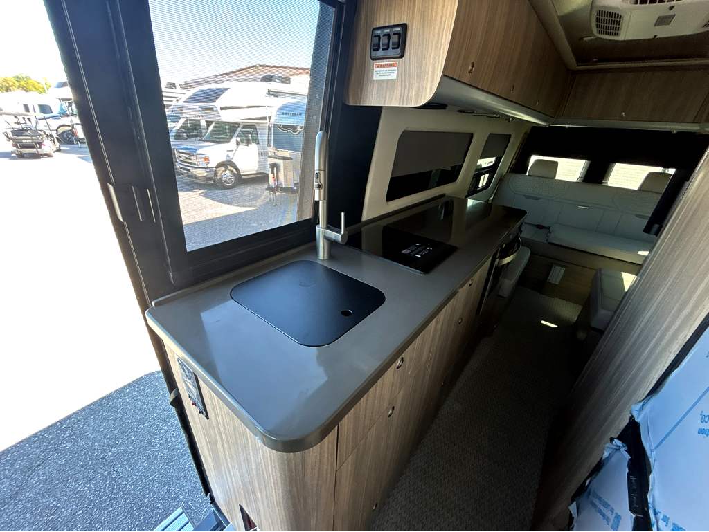 2027 AIRSTREAM INTERSTATE 24GT - Image 11