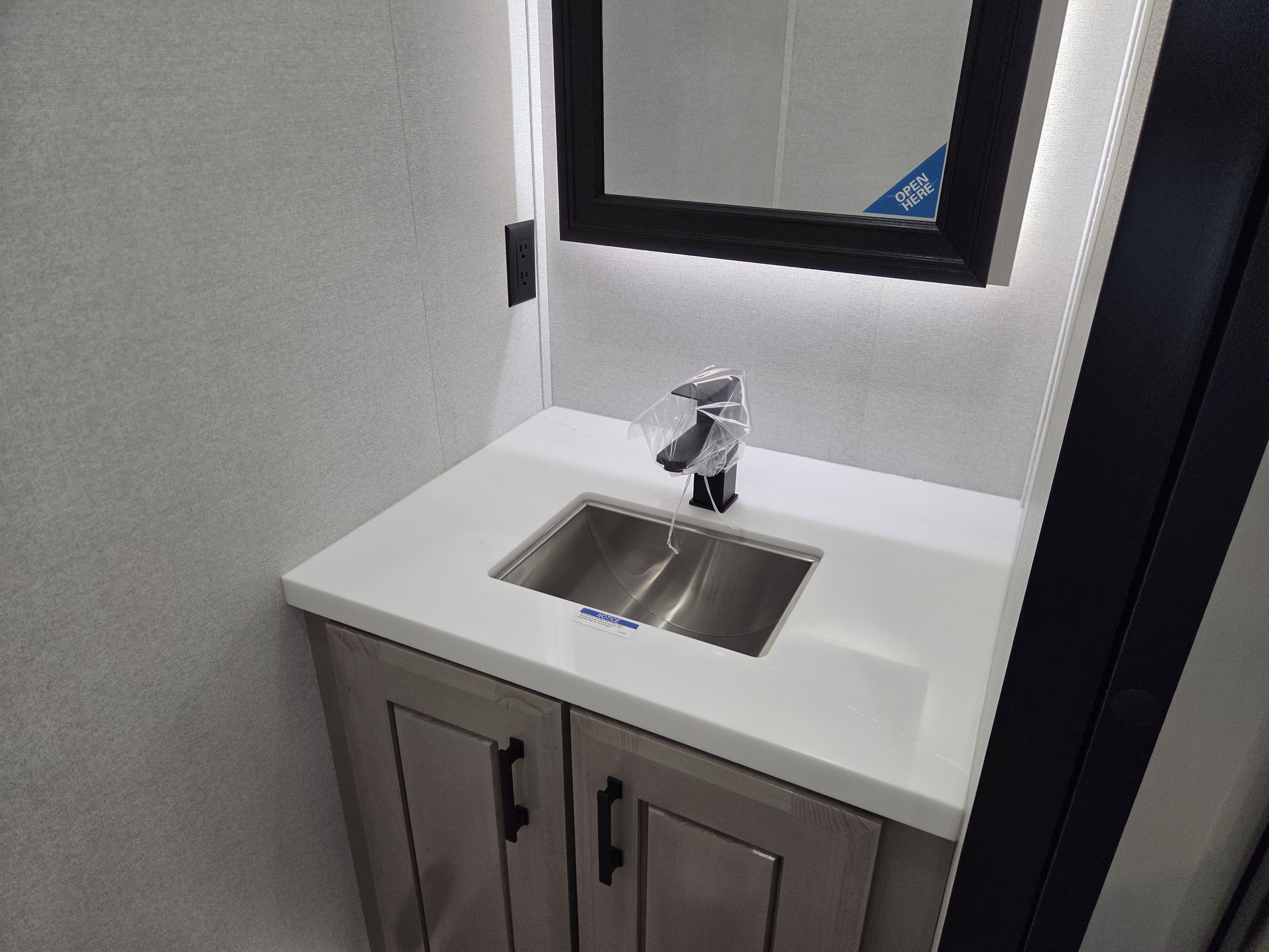 2027 Jayco Pinnacle 39FLOK - Image 20