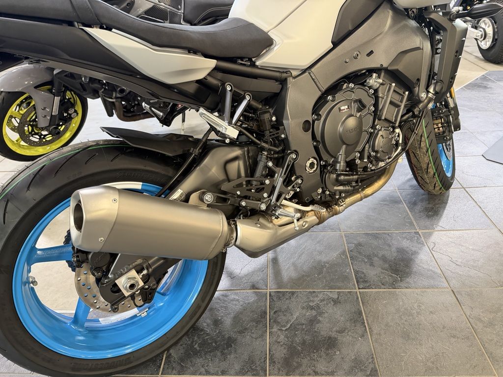 2026 Yamaha MT-10 - Image 12