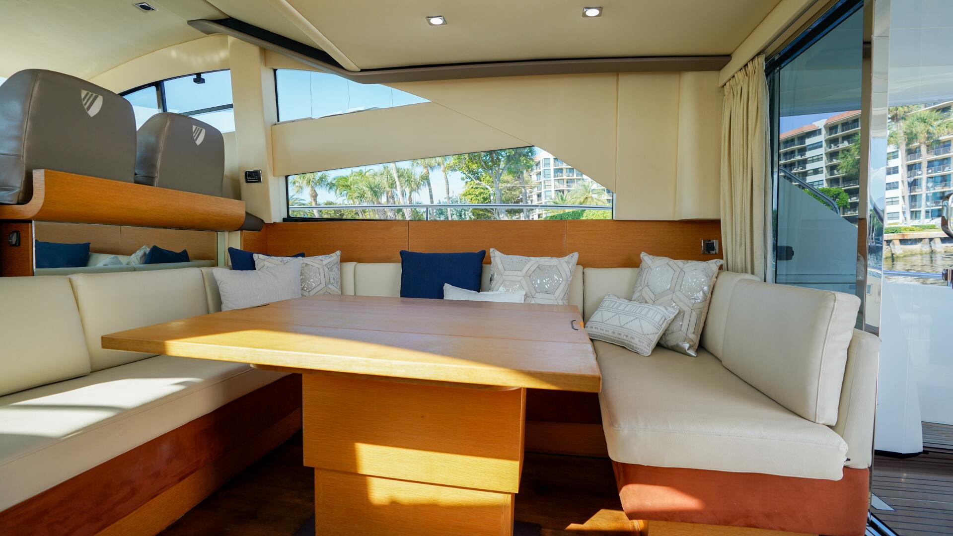 2009 Fairline - Image 17