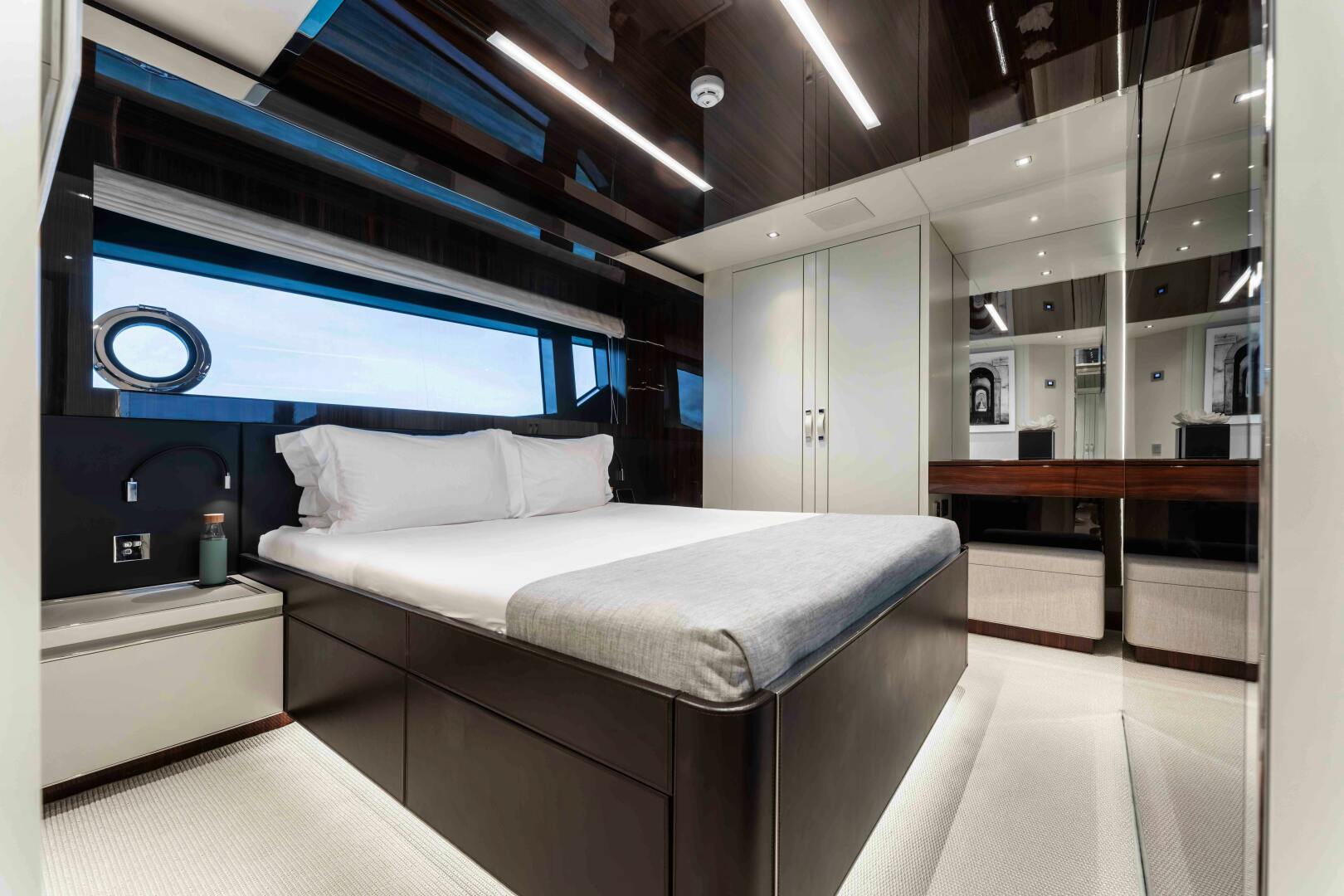2019 Riva Riva Dolcevita 110 - Image 36