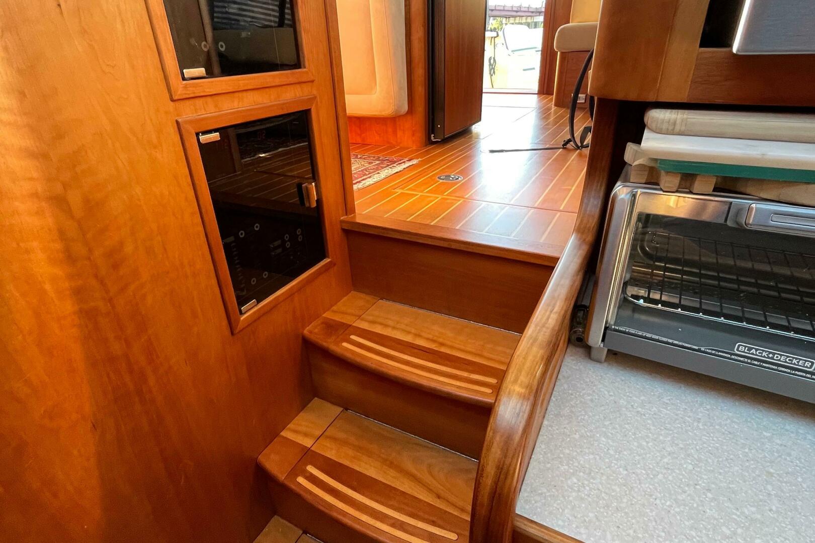 2006 Sabreline 36 Flybridge - Image 31
