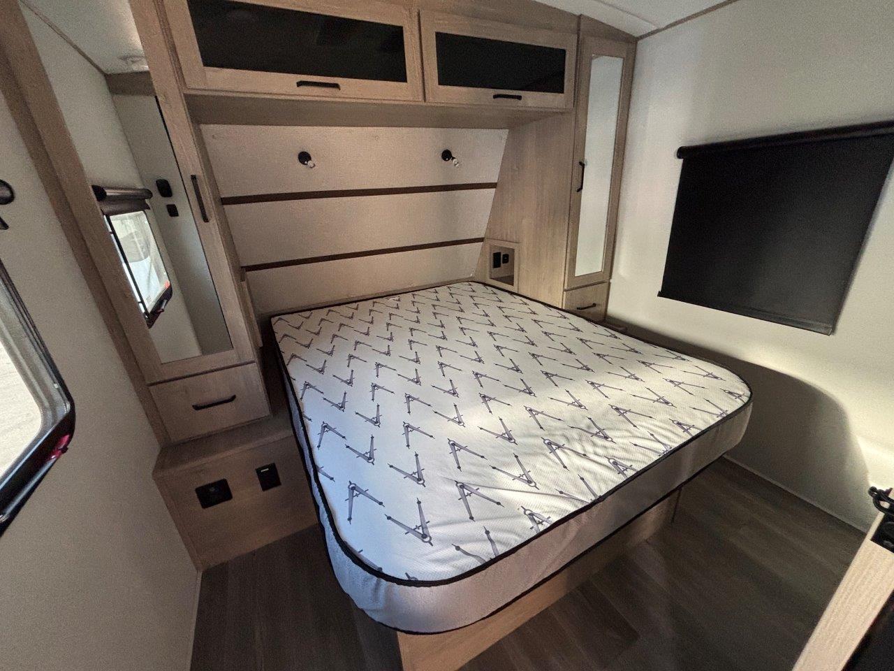 2027 Grand Design Imagine 2600RB - Image 13