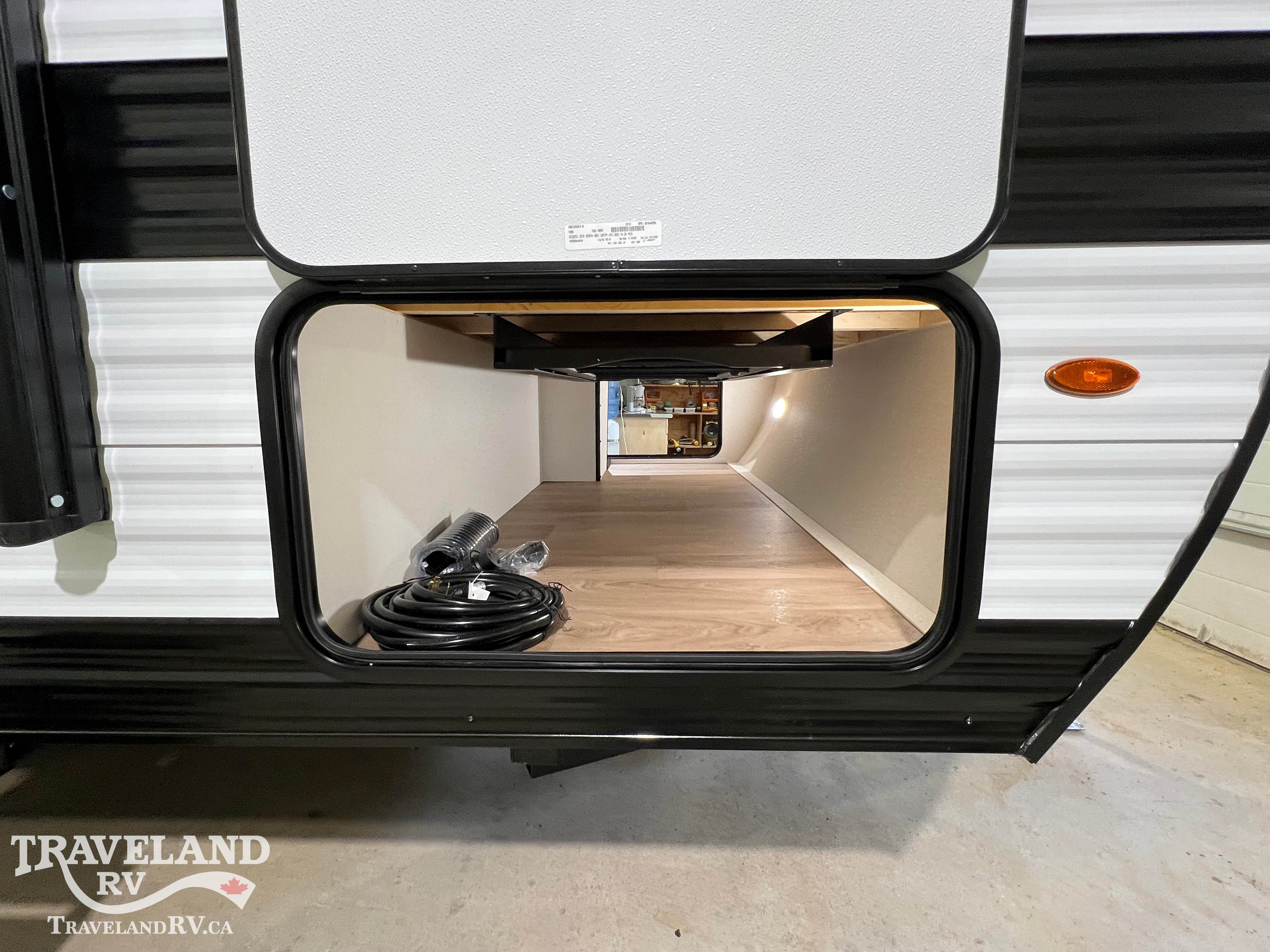 2026 Grand Design Transcend ONE 161DB - Image 5