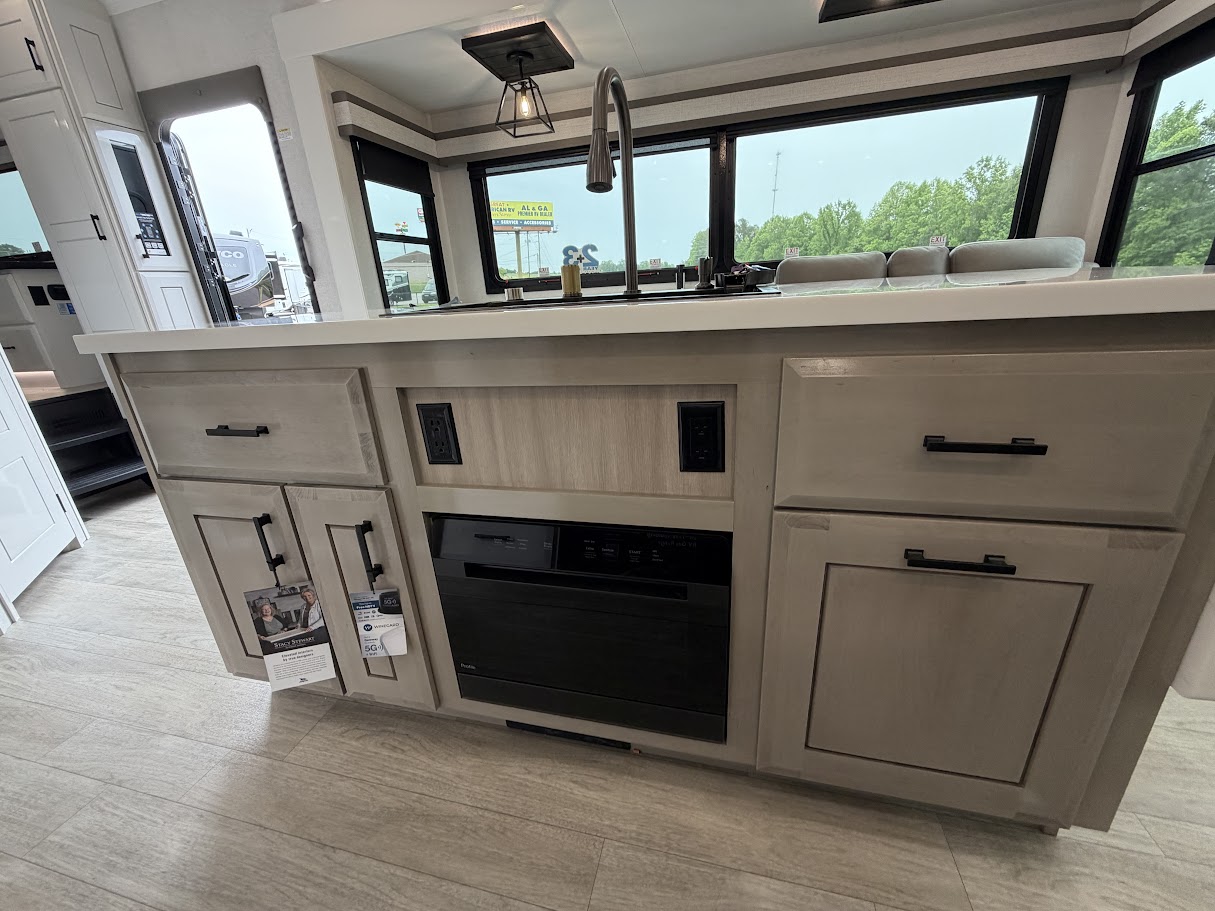 2026 JAYCO PINNACLE 36FBTS - Image 35