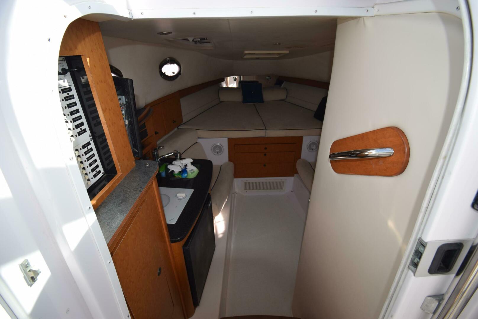 2005 Donzi 38 ZSF - Image 36