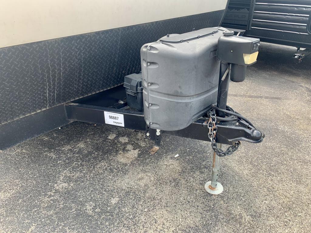 2019 FOREST RIVER 26RL - Image 34