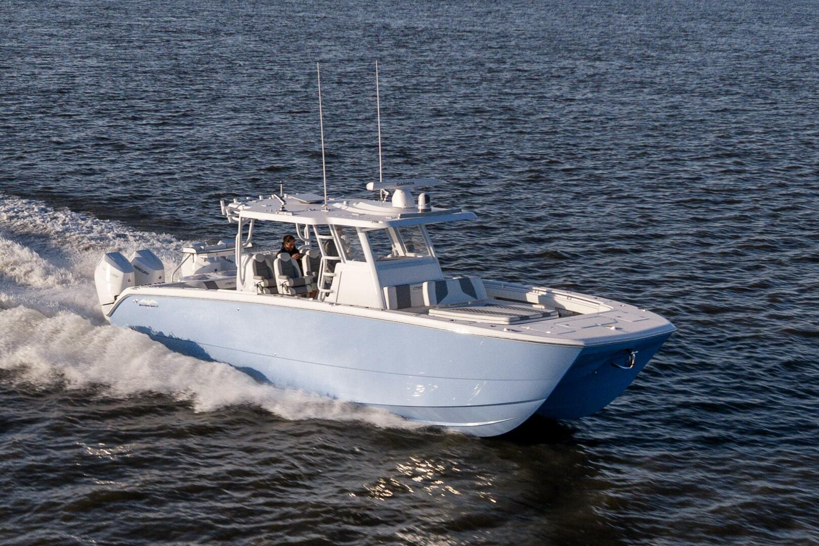 2024 Invincible 40 CAT - Image 17