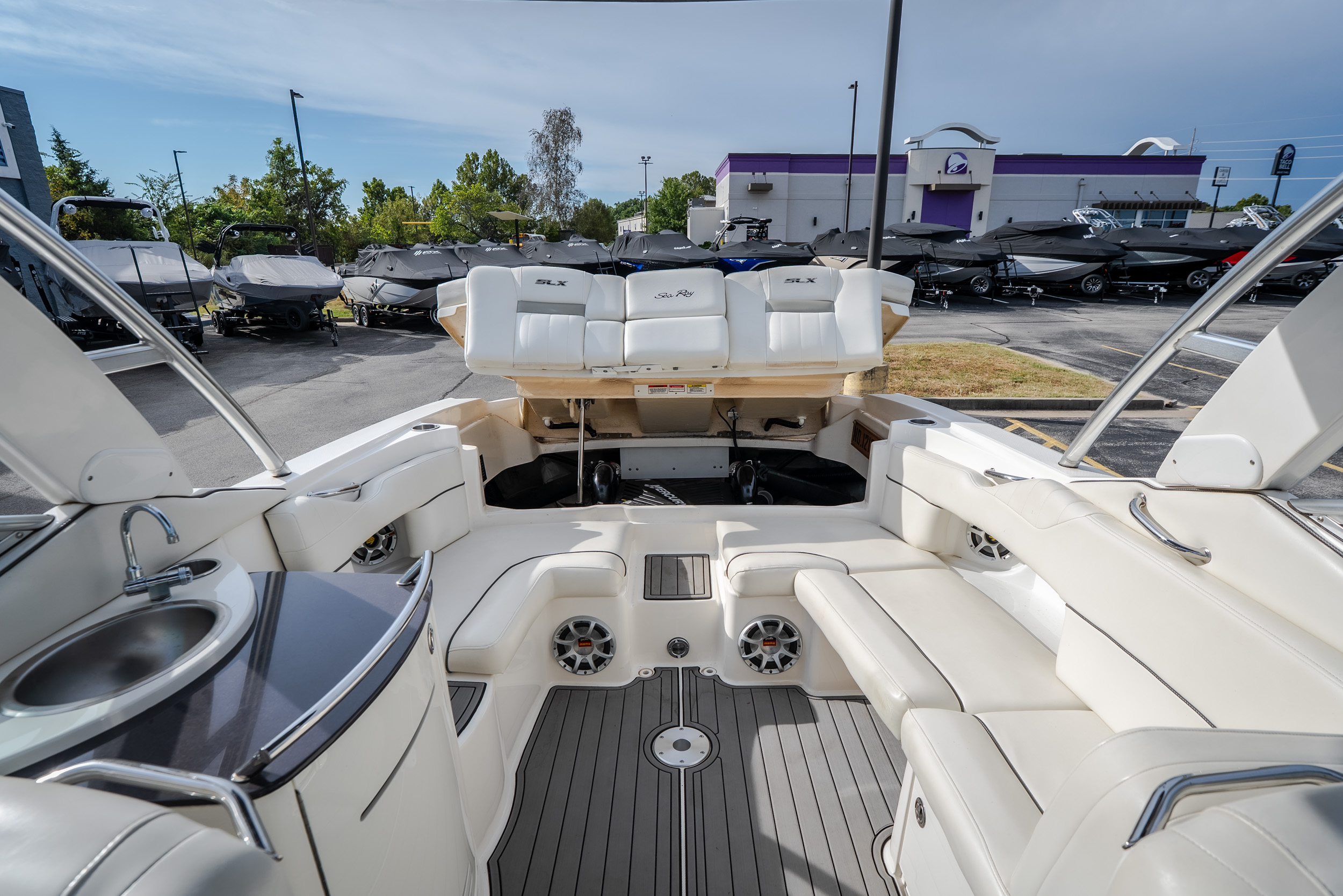 2006 Sea Ray 270 SLX - Image 42