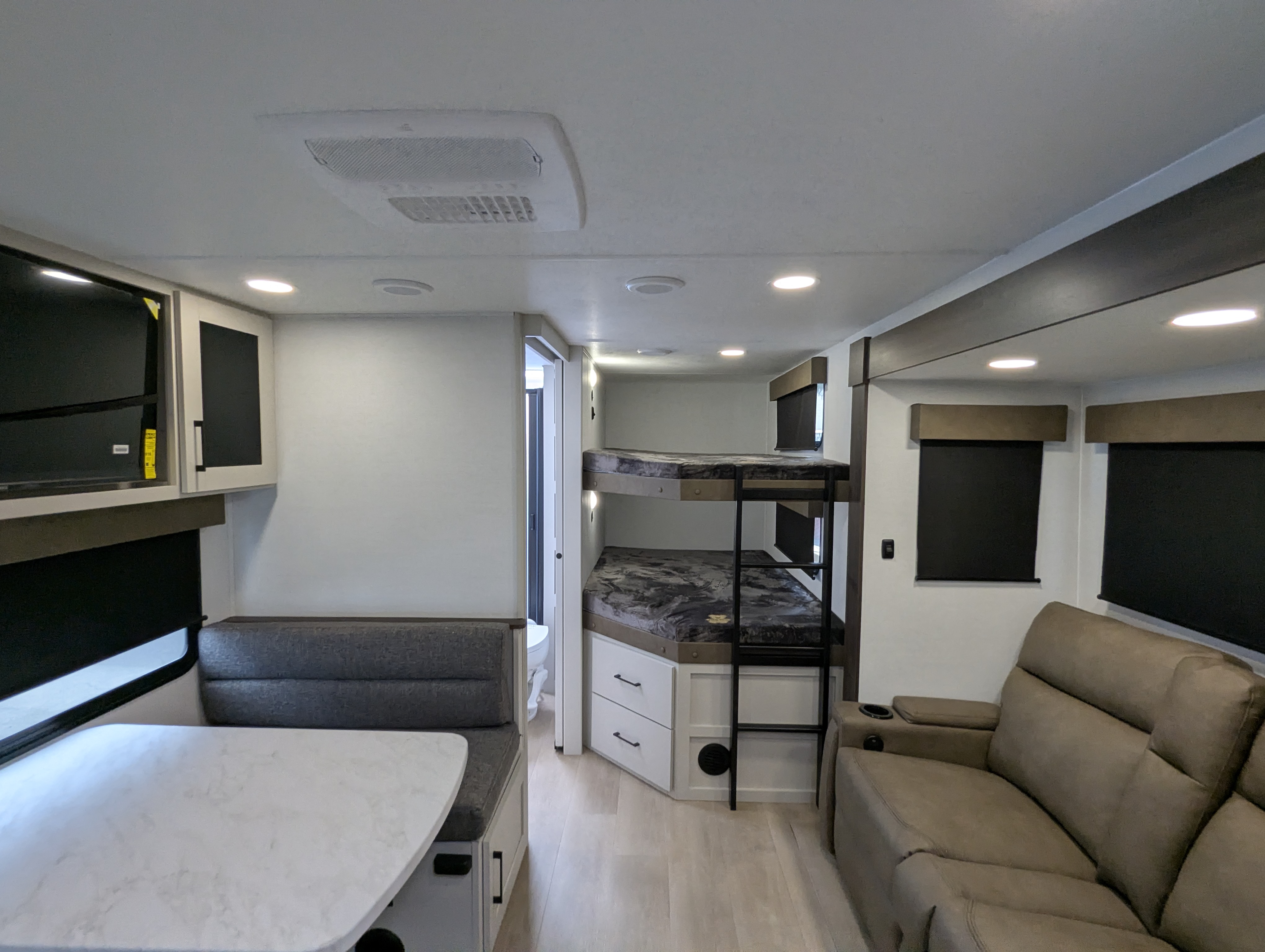 2027 Alliance RV Delta BH255 - Image 21