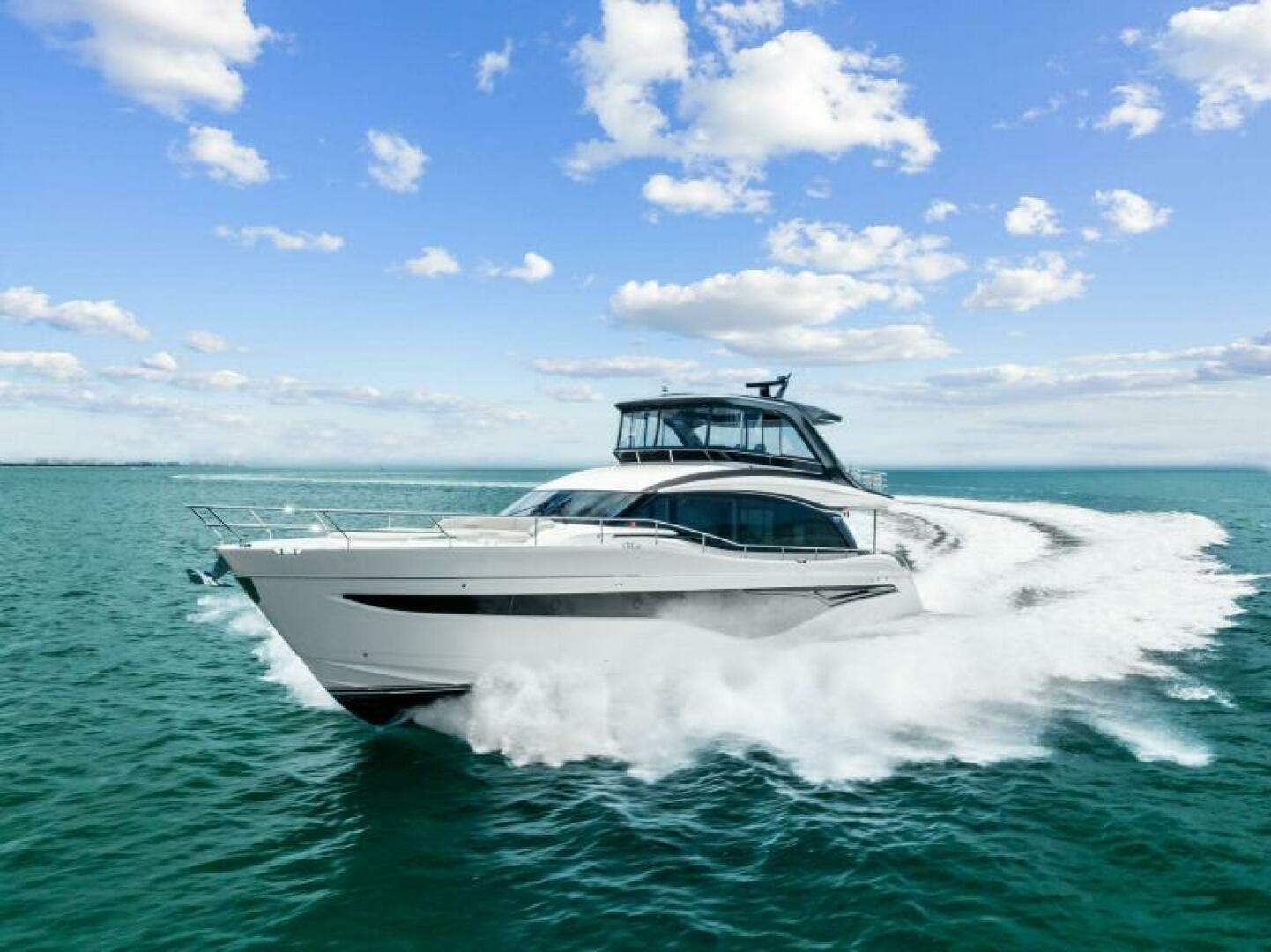 2024 Princess Y72 Motor Yacht - Image 15