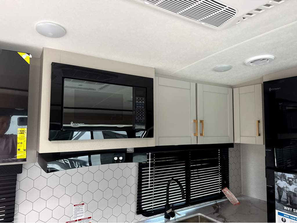 2027 JAYCO JAY FEATHER 29QBH - Image 15