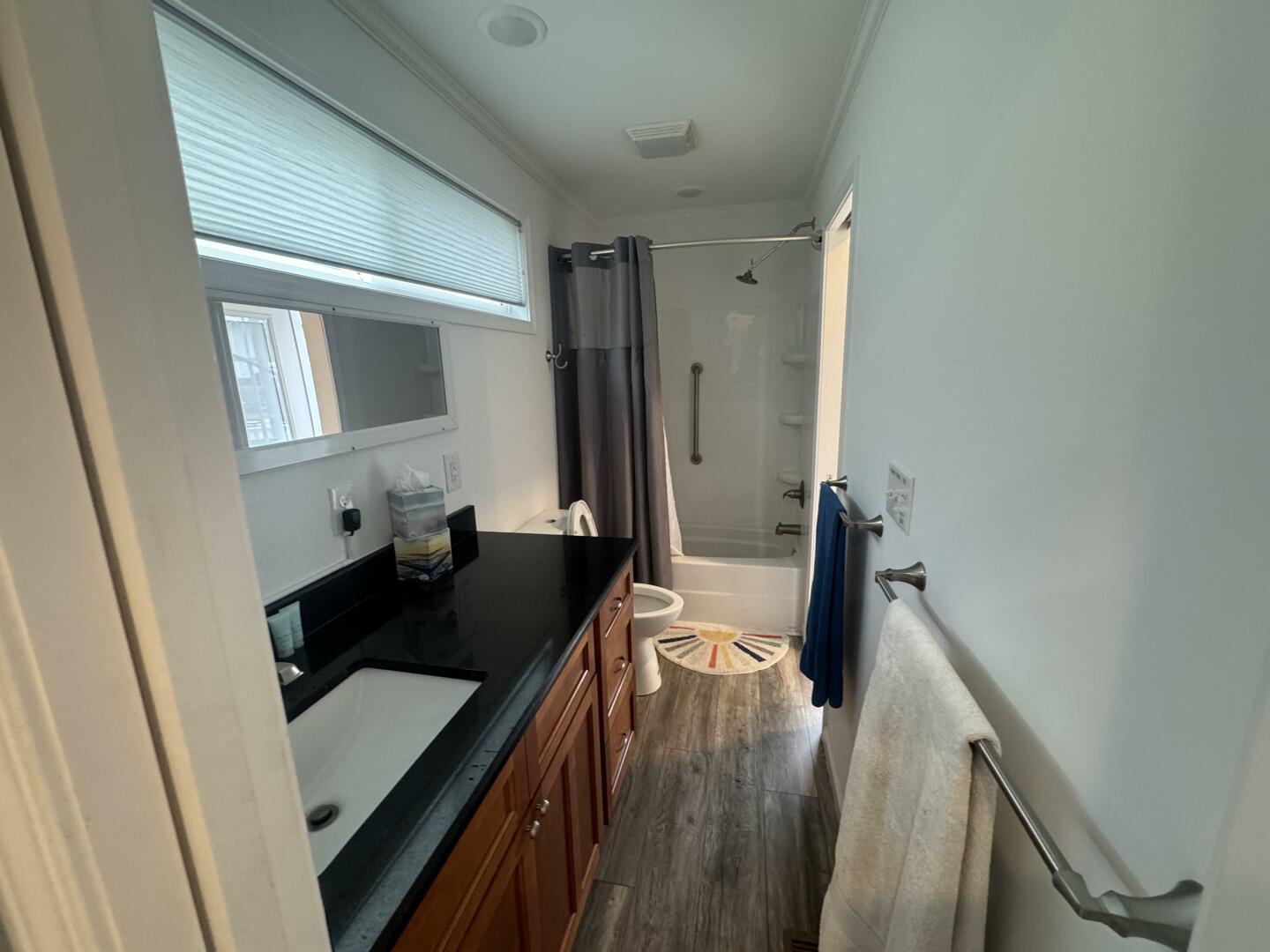 2019 Harbor Home Cozy Cottage 52' x 16' Tiny Boat - Image 37
