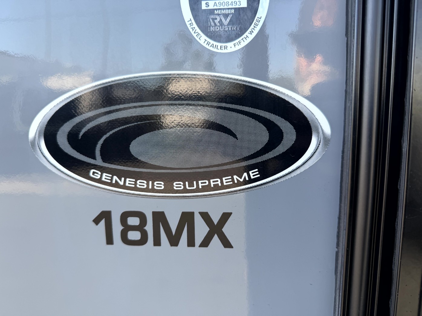 2024 Genesis Supreme VORTEX 18MX - Image 8