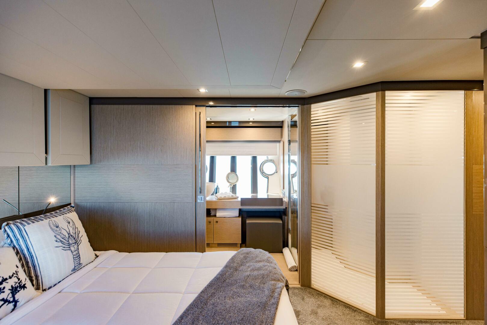2017 Ferretti Yachts 750 - Image 77