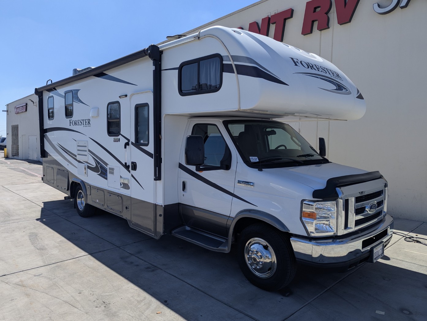 2018 Forest River Forester 2421MS - Image 1