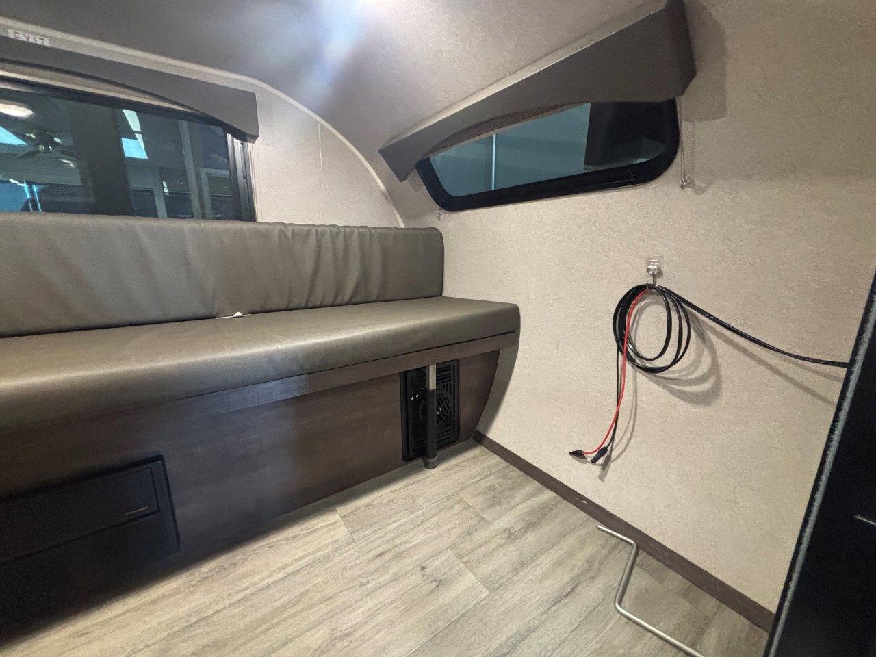 2022 Sunset Park RV Sun Ray 109 - Image 5