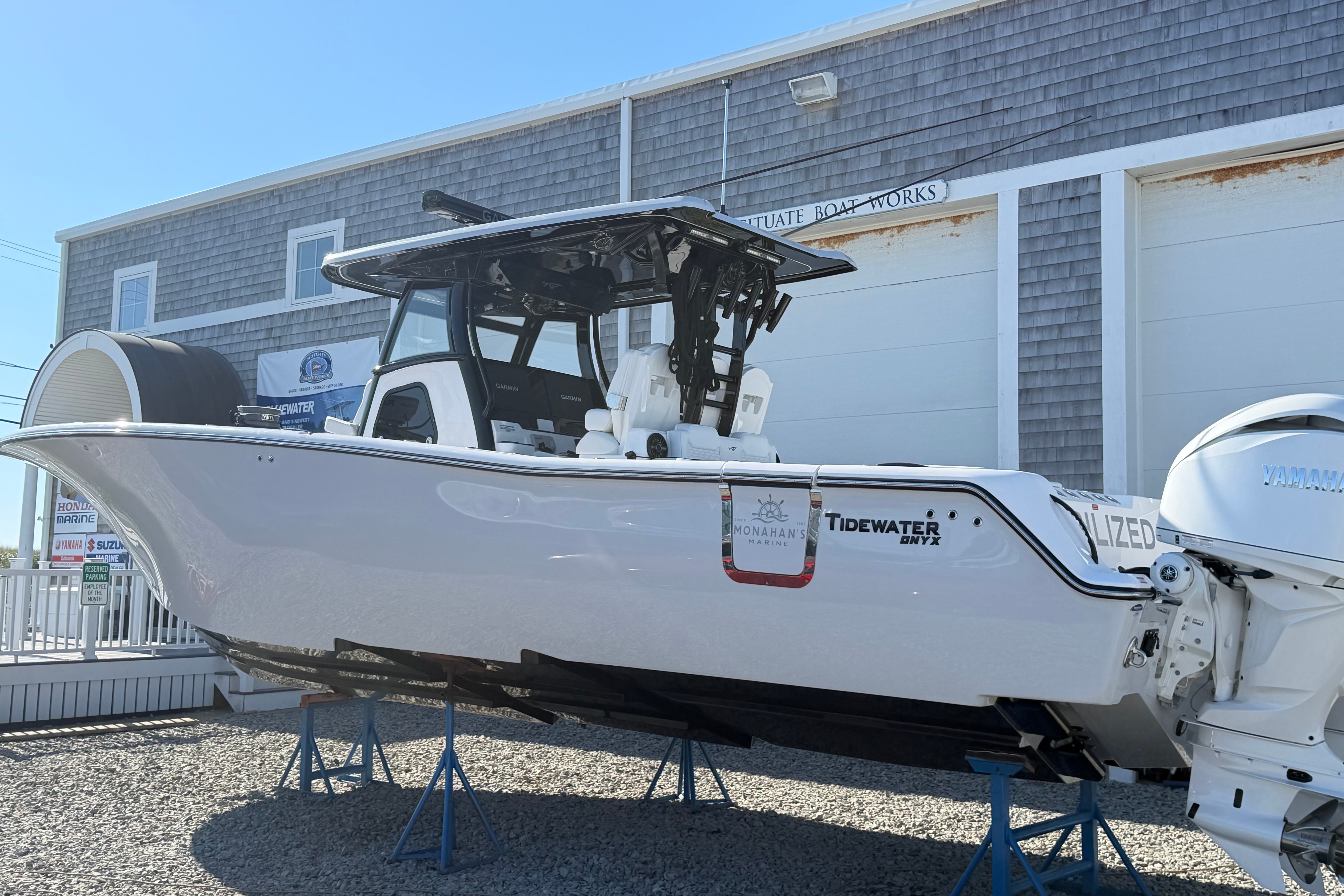 2027 Tidewater 330 CC Adventure - Image 3