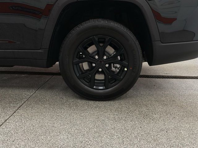 2026 Jeep Grand-Cherokee-L Laredo Altitude 4x4 - Image 11