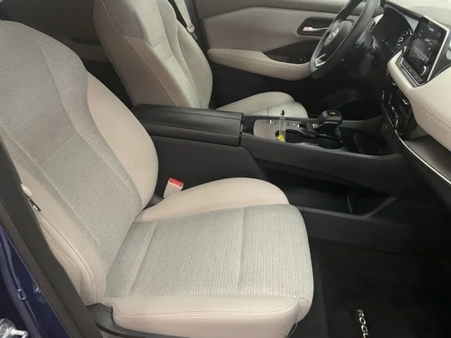 2023 Nissan Rogue Utility 4D SV 2WD - Image 26