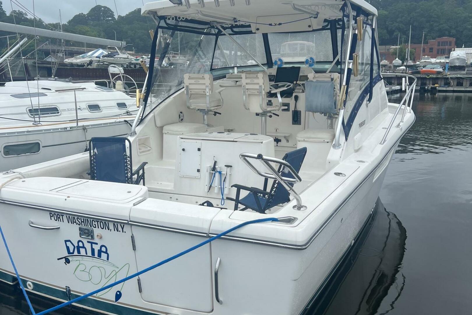 2001 Pursuit 3000 Offshore - Image 1