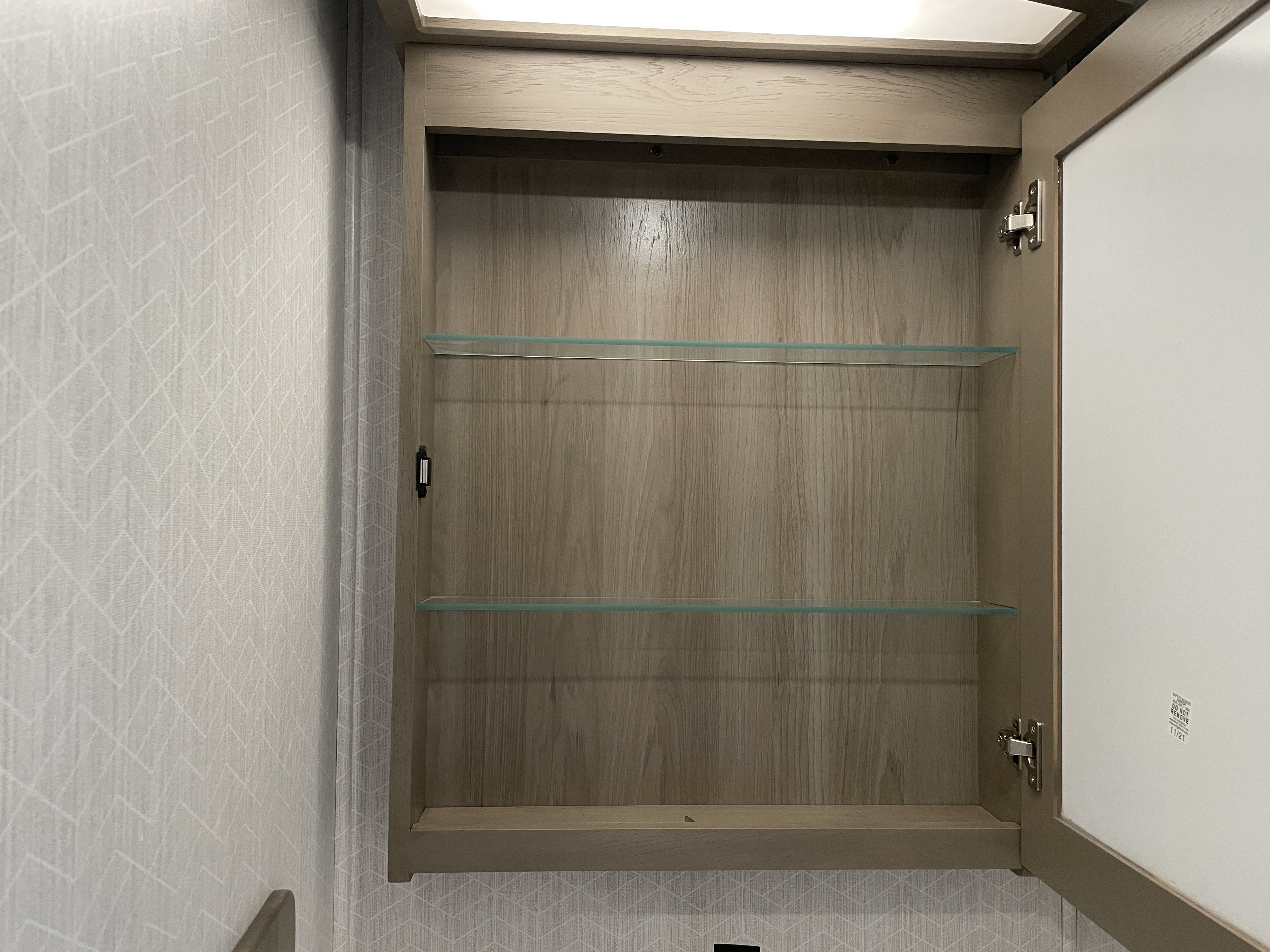 2022 DRV Mobile Suites 40KSSB4 - Image 18
