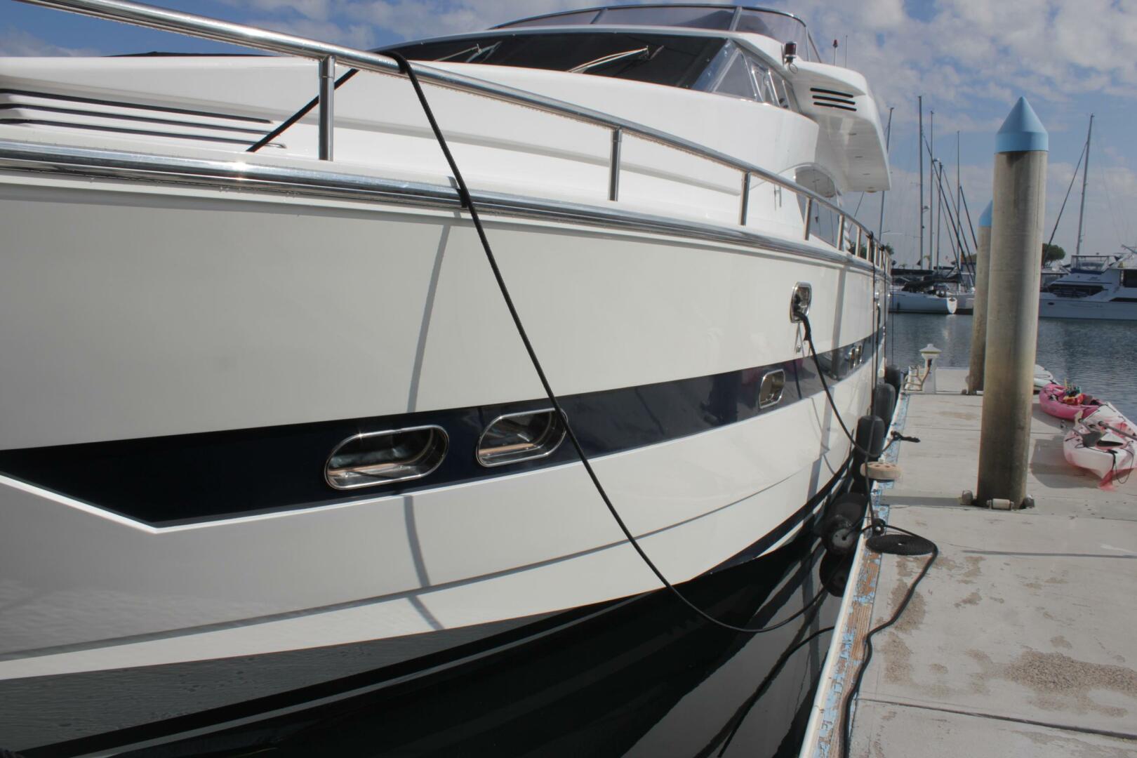 1999 Horizon 70 FLY - Image 11