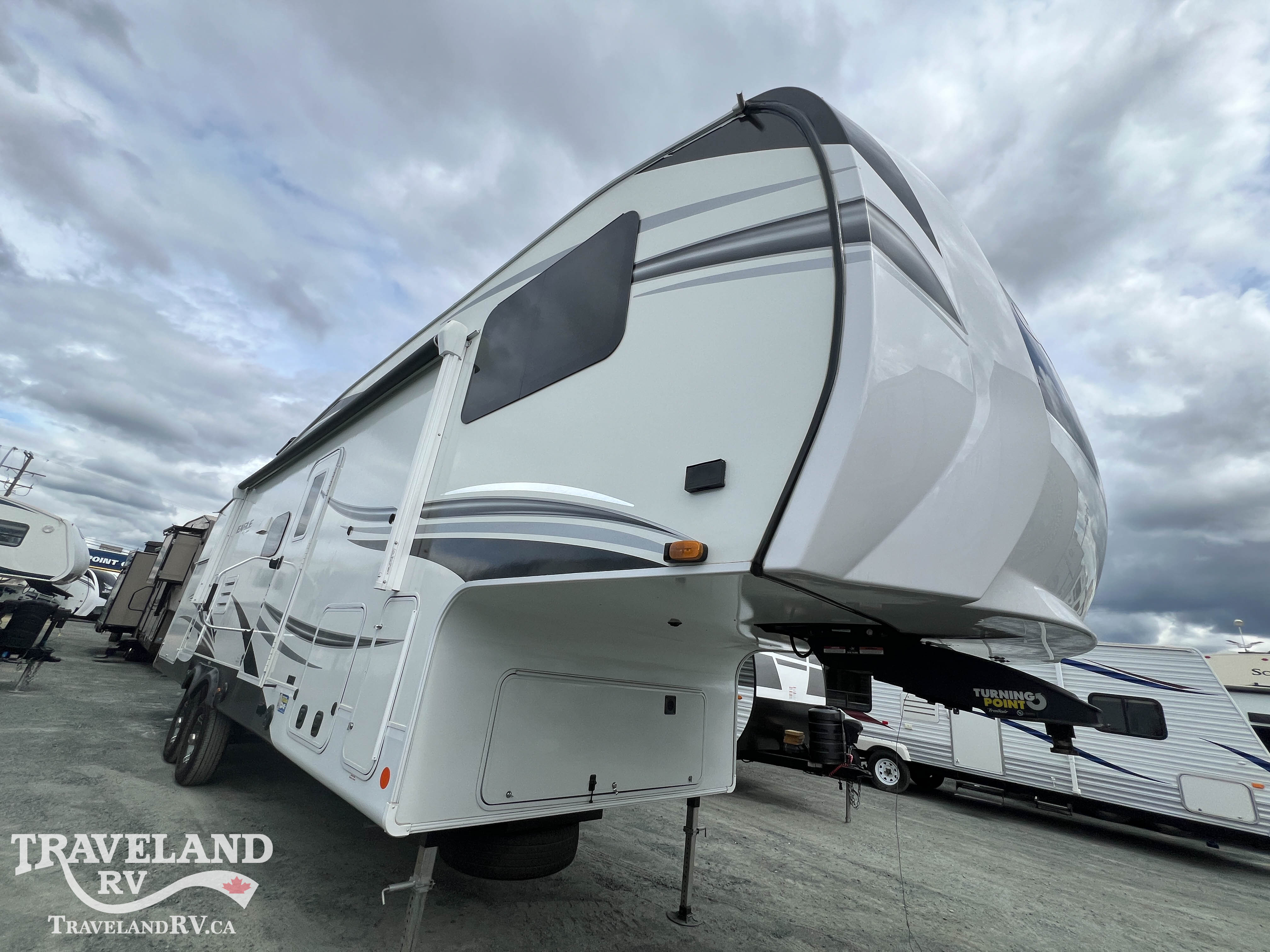 2021 JAYCO EAGLE SL HT 29.5 BHDS - Image 1