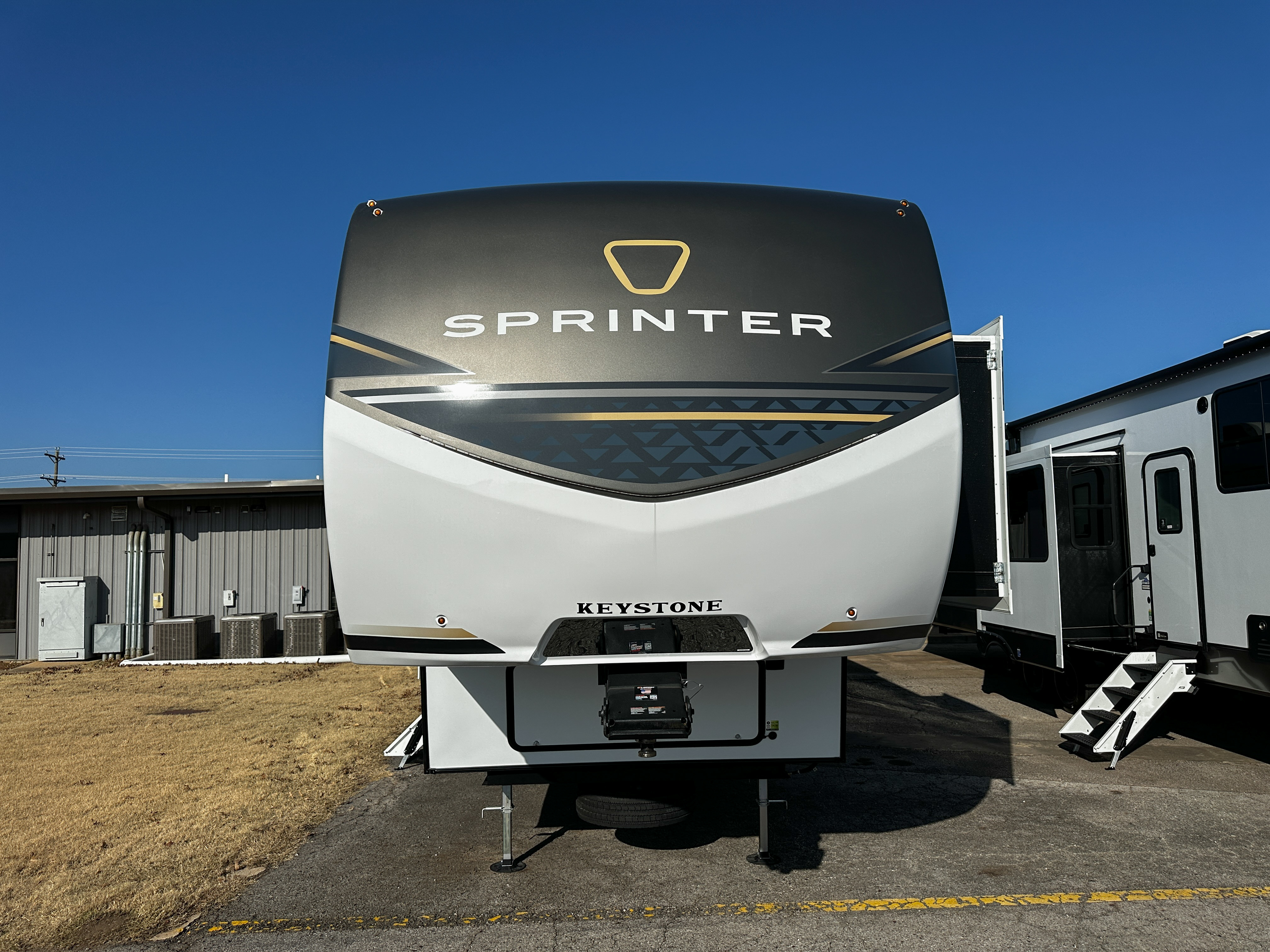 2026 Keystone Sprinter 3900DBL - Image 3
