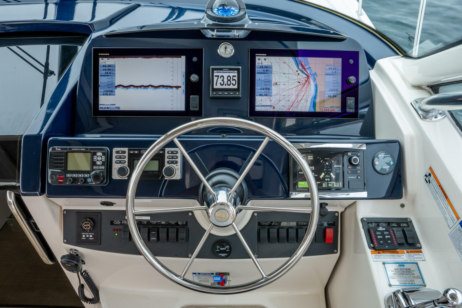 2015 Tiara Yachts 4300 Open - Image 16