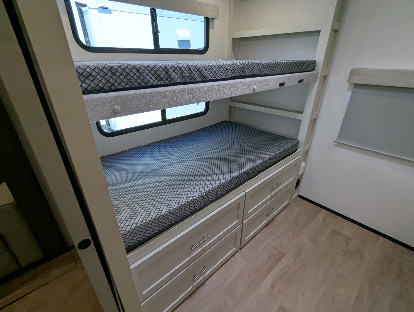 2027 Alliance RV Avenue 30BH - Image 47