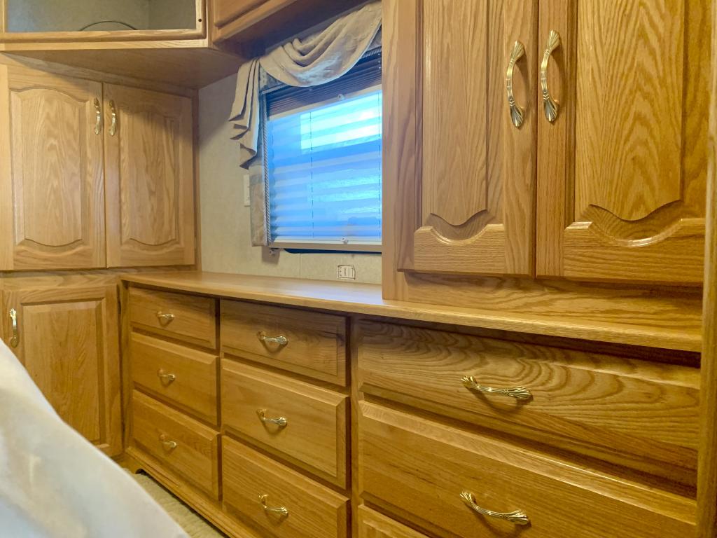 2005 MOUNTAIN AIRE 3778-WORKHORSE - Image 49