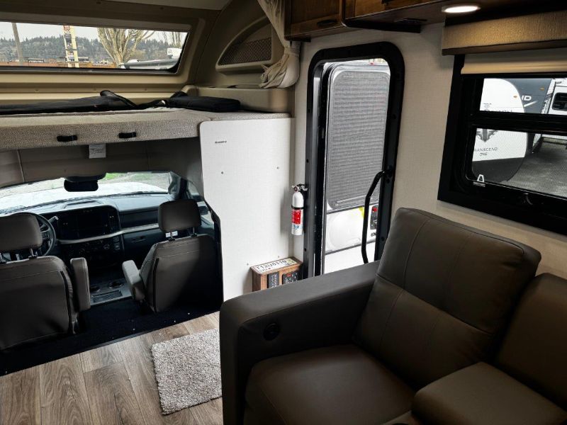 2026 Entegra Coach Esteem XL 32U - Image 14