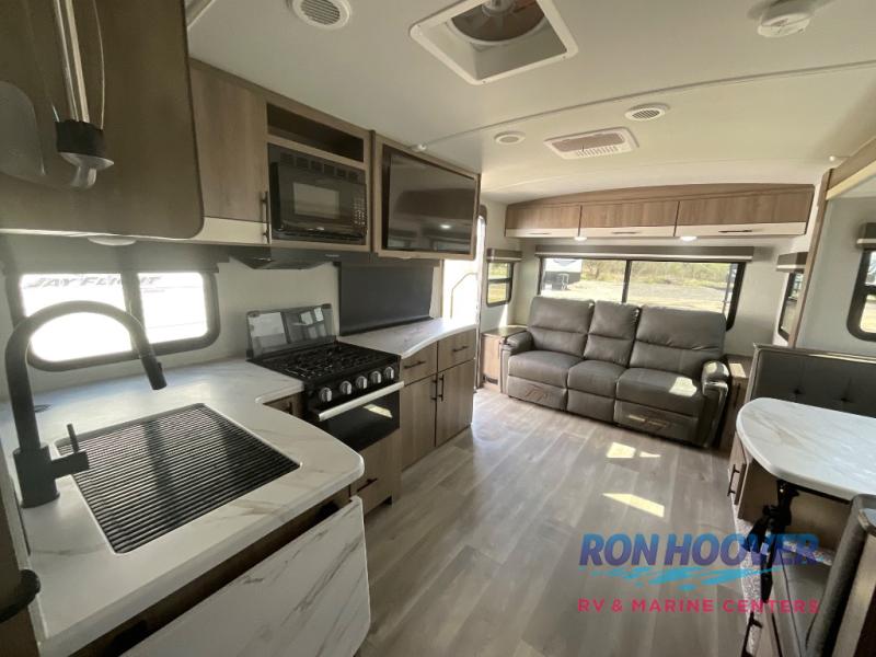2025 GRAND DESIGN 2500RL - Image 46