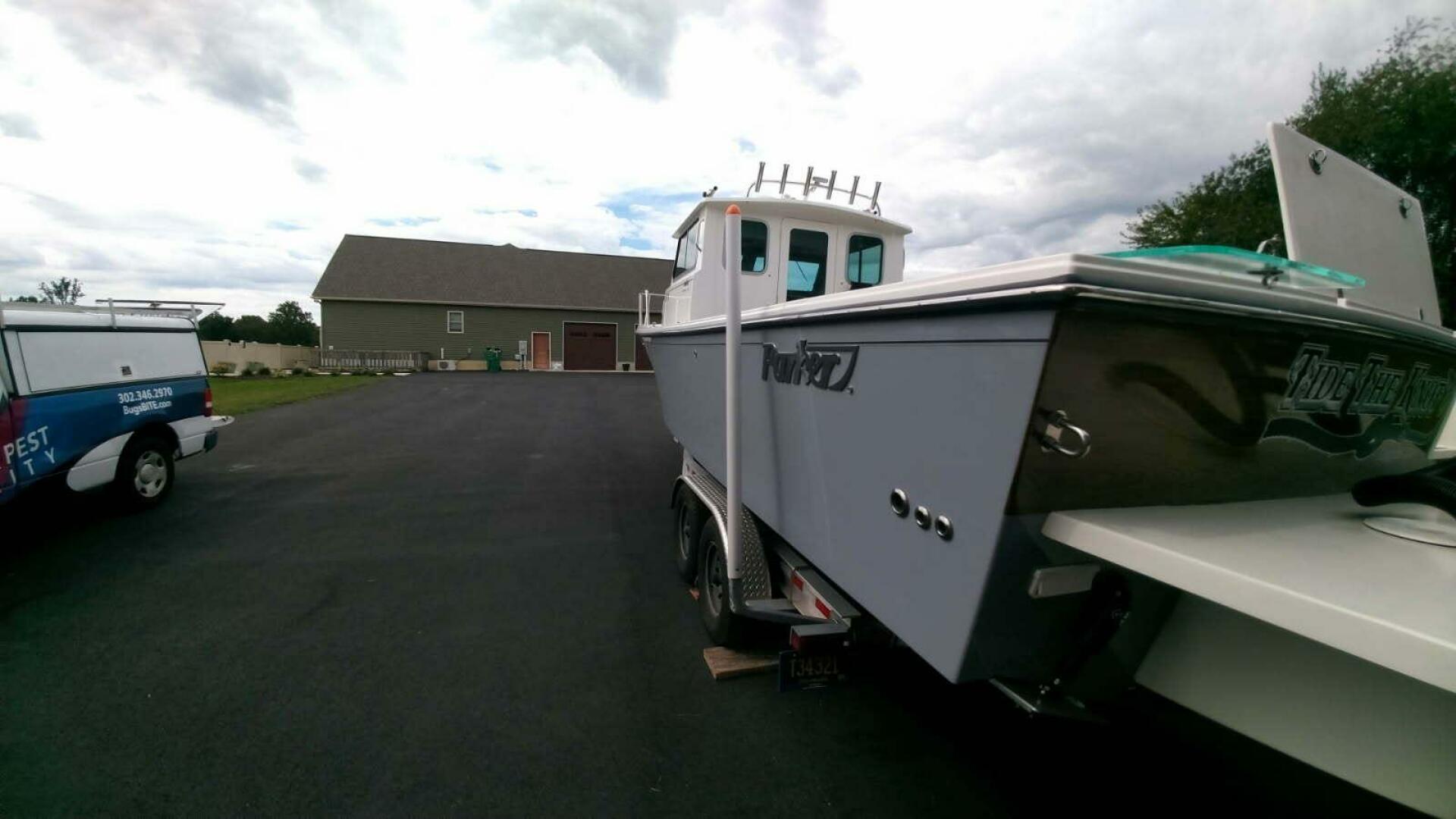 2024 Parker 2820 XLD Sport Cabin - Image 3