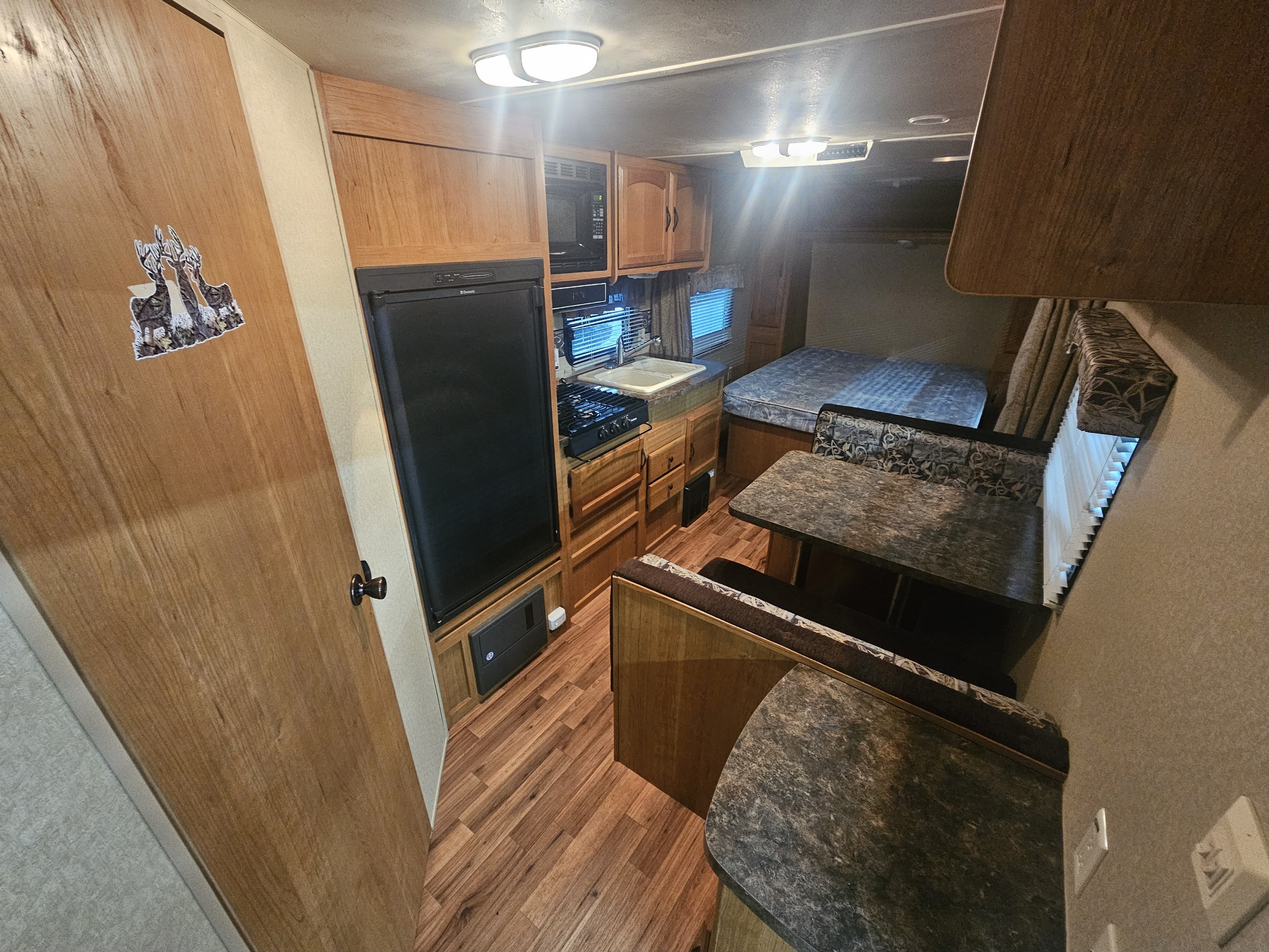 2010 WILDWOOD X-LITE 22RB - Image 9
