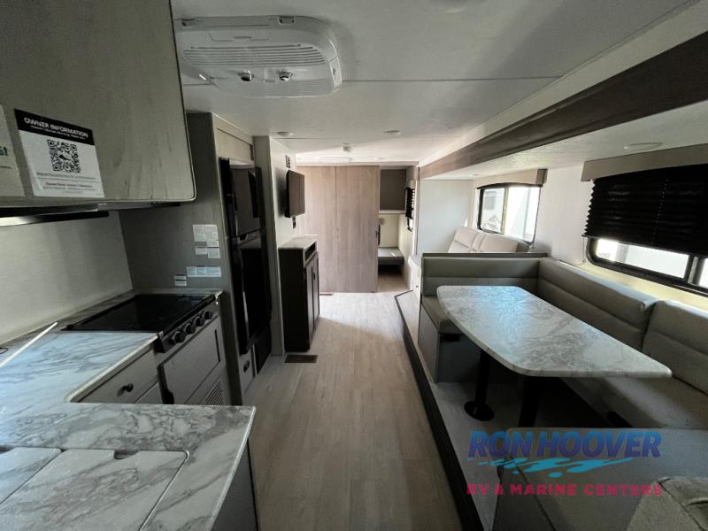 2025 COACHMEN 282DORM - Image 33
