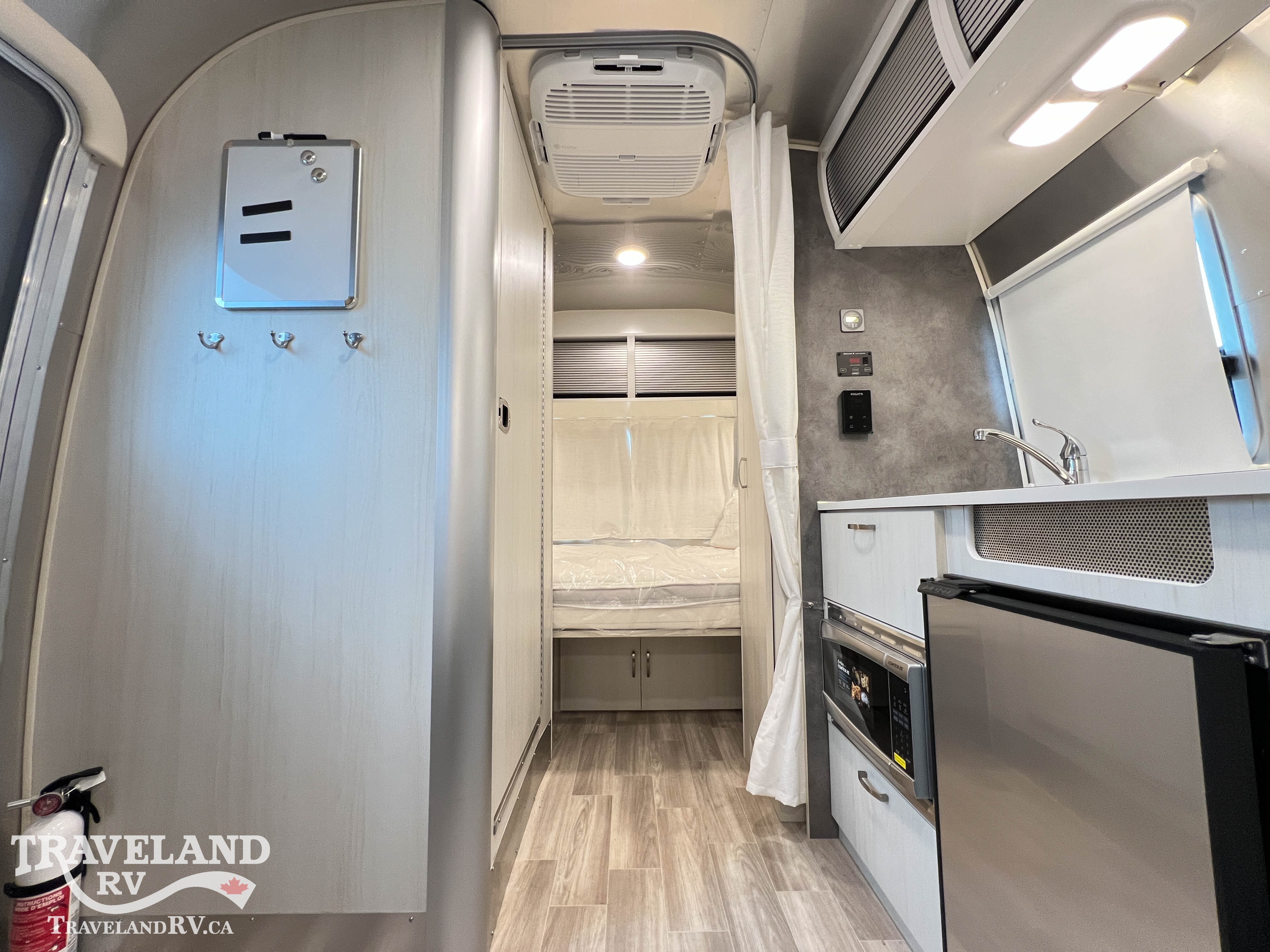 2026 AIRSTREAM 16RB BAMBI - Image 3