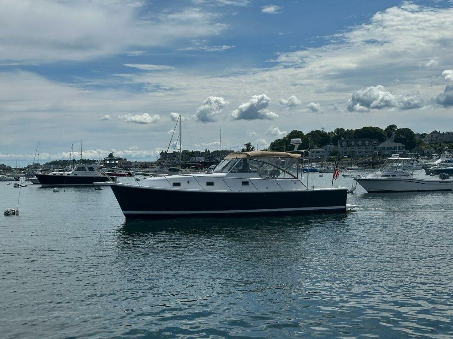 2002 Mainship Pilot 34 - Image 4