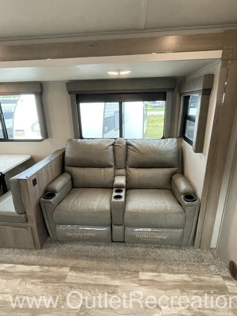 2021 Grand Design Imagine 2670MK - Image 17