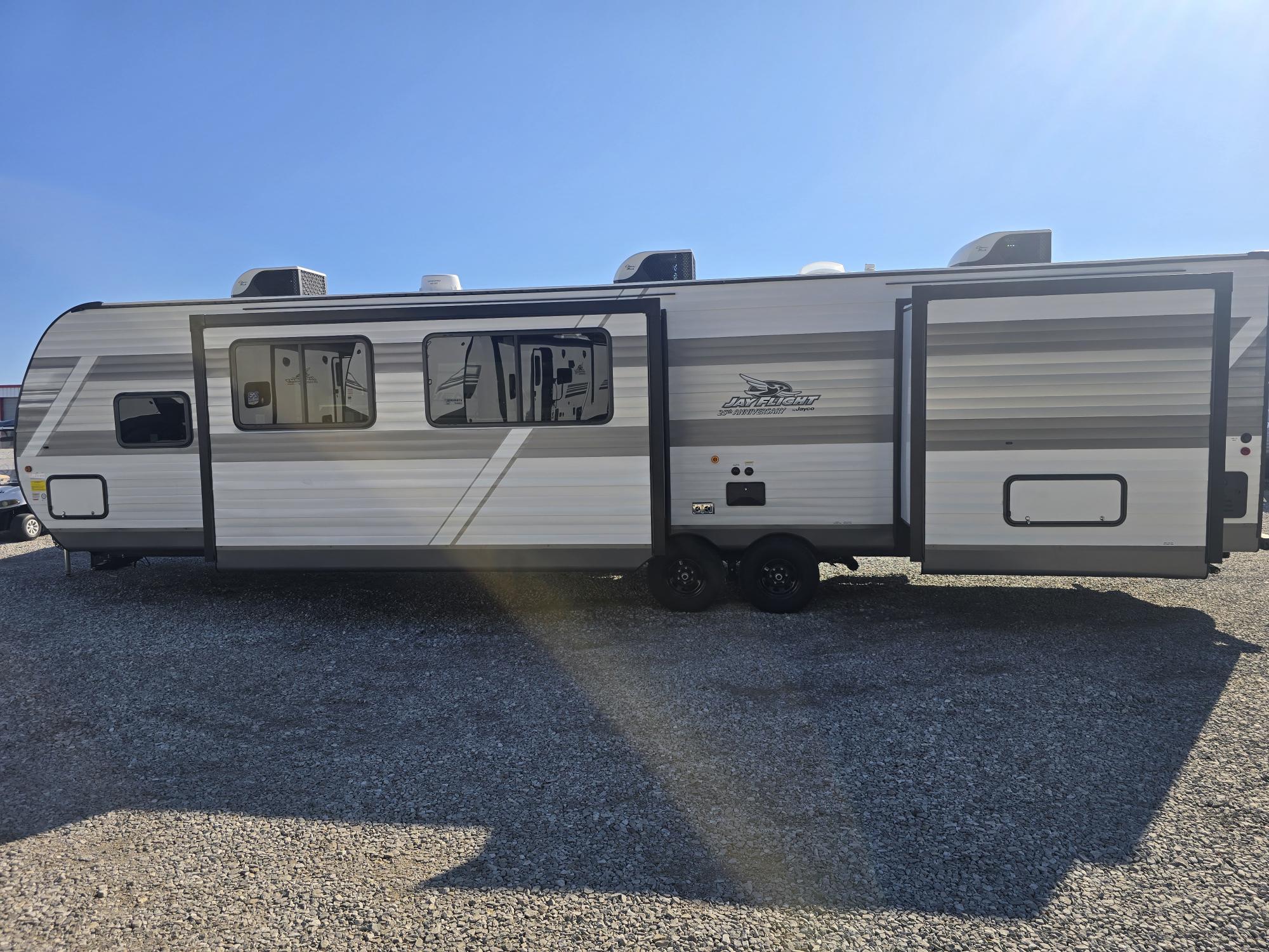 2027 JAYCO JAY FLIGHT 380DQS - Image 4
