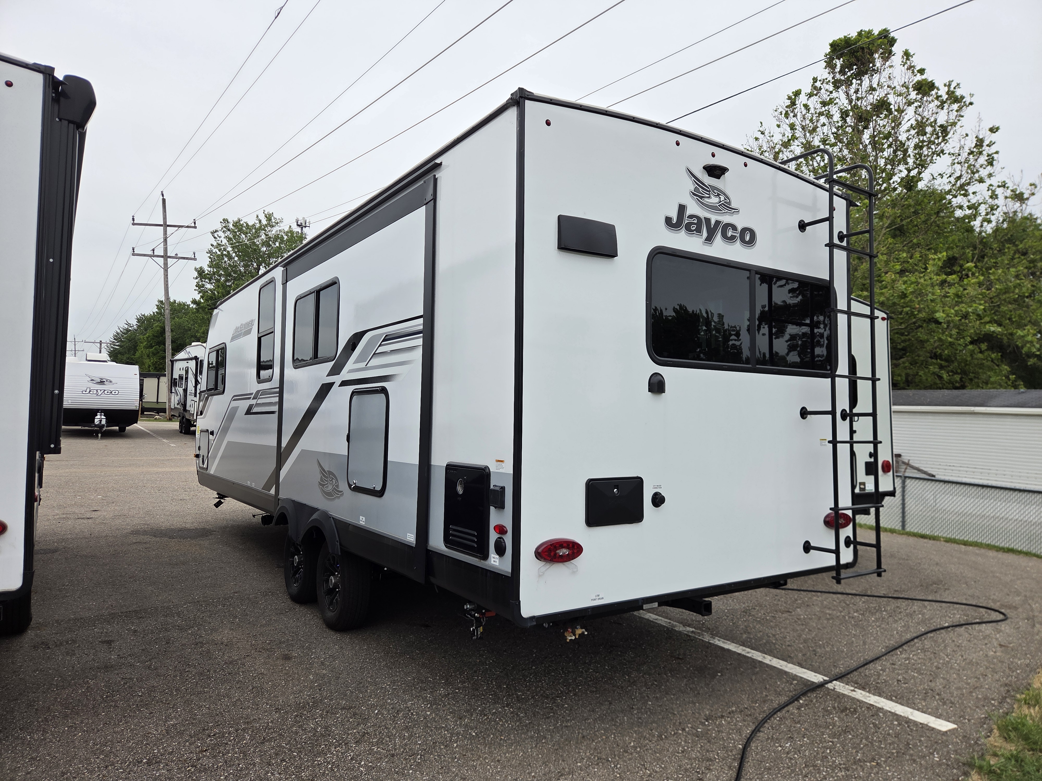 2025 Jayco Jay Feather 23RK - Image 3